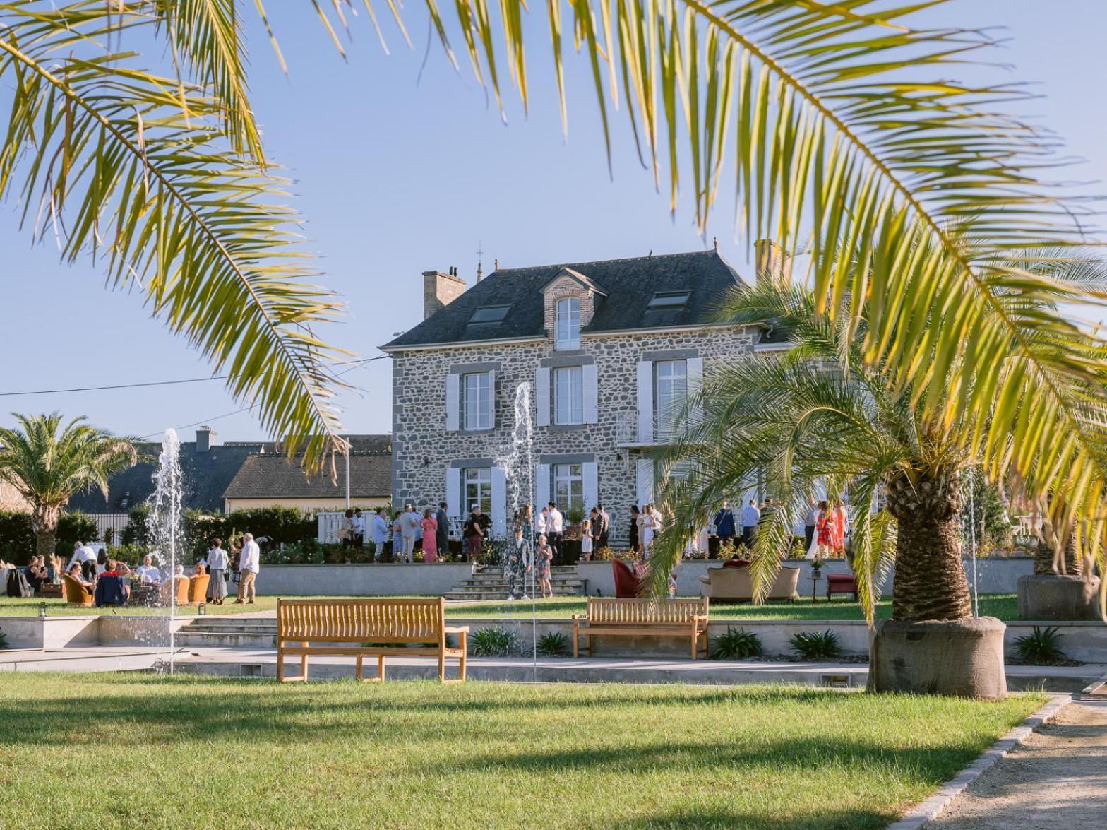 Bed and Breakfast Domaine Les Jardins dArsene à Tinténiac Extérieur photo